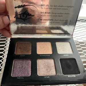 Victoria’s Secret Smokey Palette